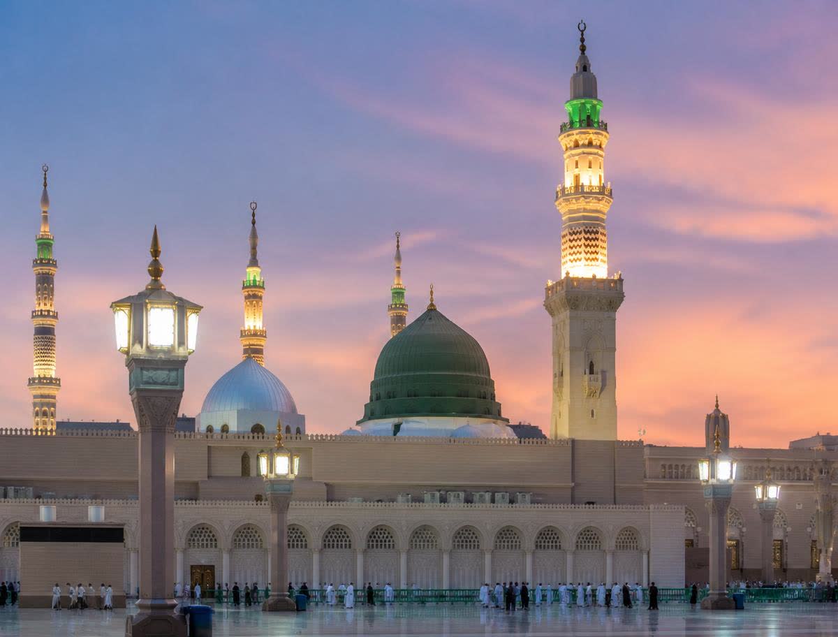 Mosquée du Prophète à Médine au crépuscule